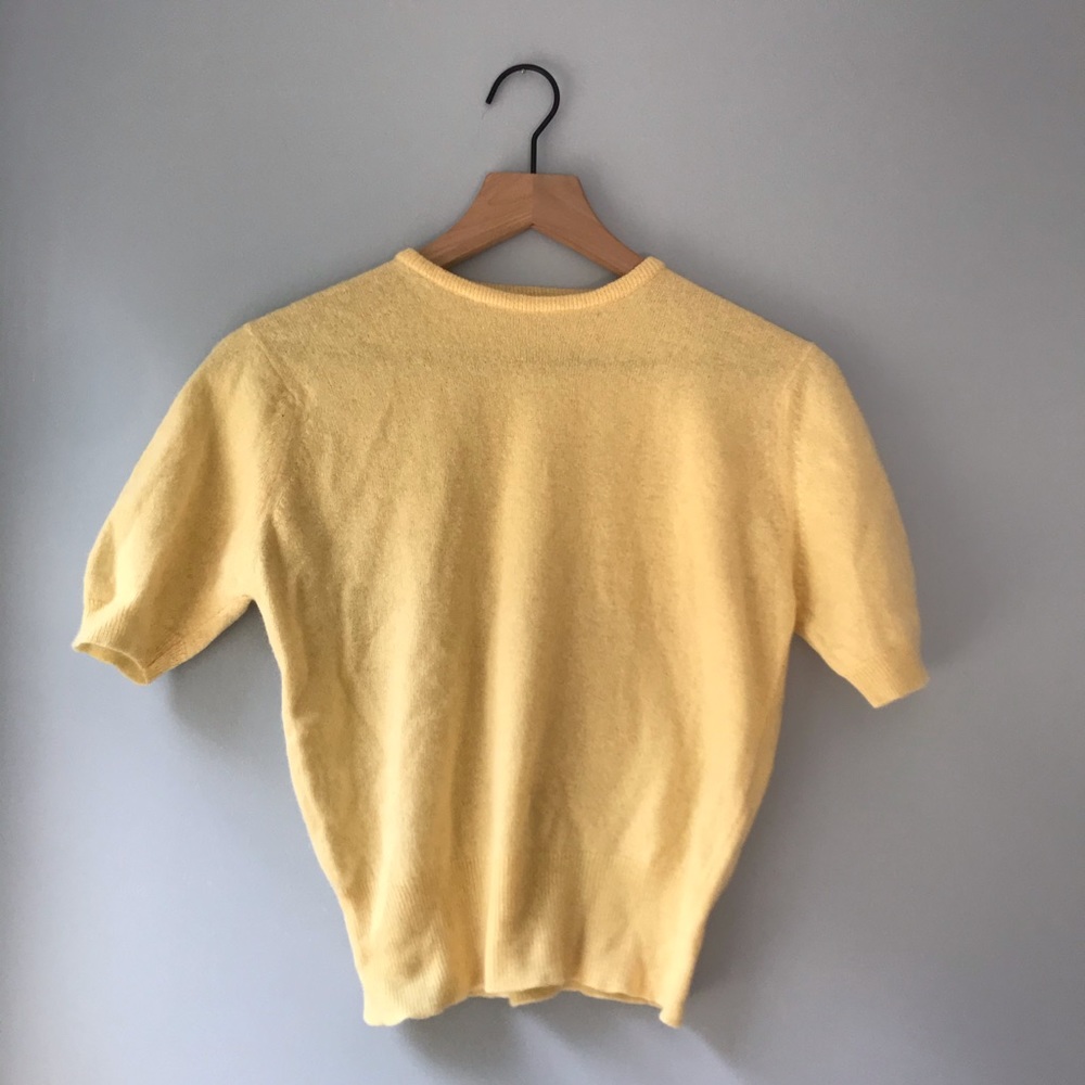 Vintage yellow sweater